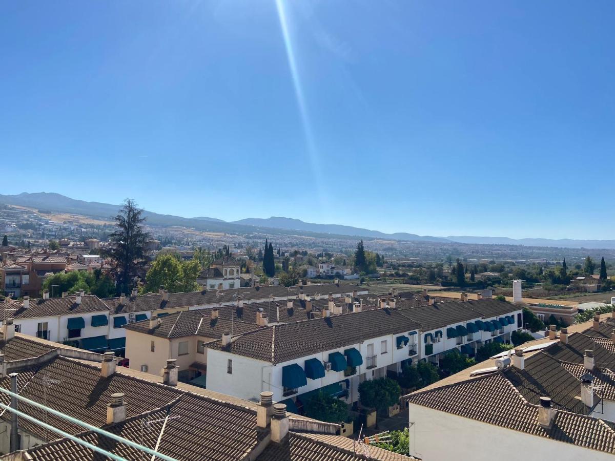 Piso Turistico Huetor Vega Apartment Bagian luar foto